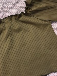 Off Shoulder Crop Top