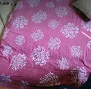 Dark Pink Bright Bedsheet Happening