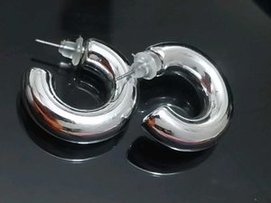 Earings