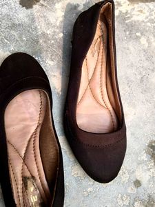 Black Ballerina Flats