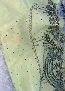 Sale!!!!Elegant Embellished Pista Green Suit❤️🌸