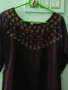Elegant Maroon Embroidered Kurta
