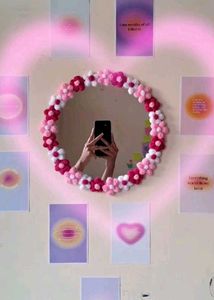 Decorative mirror 🪞