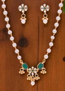 Fancy Beautiful Necklace with Earrings