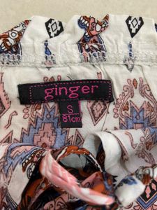 GINGER Patterned Off-Shoulder Top
