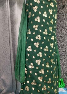 Green &amp; Gold Printed Kurta Set