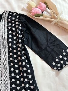 *NEW* Chikankari Black Kurti