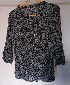 3/4 Sleeve Black And White Top