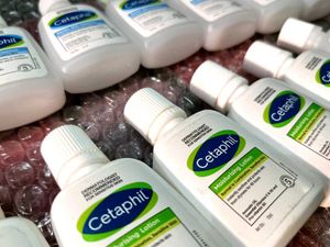 Cetaphil Cleanser And Moisturizing Lotion