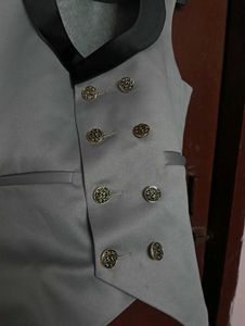 Stylish 3 Piece Grey Suit &amp; Blazer