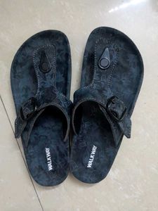 Walkway T-Strap Slippers