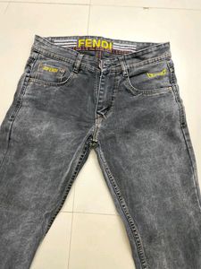 Trendy Grey Shaded Jean 🖤🤍🖤