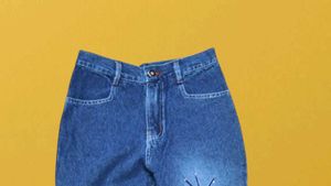 E@17 Size-26 (Sale) Latest Ladies high waist Jeans