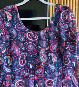 Paisley Print, Chudidaar Sleeves Kurta