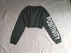 H&M Crop Sweatshirt