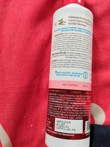 Mamaearth Hibiscus Damage Repair Shampoo
