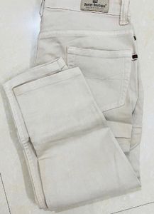 Set Of 4 Jeans And 2 3/4ths (total 6)
