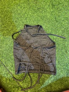 Trendy Gray Tie-Back Top