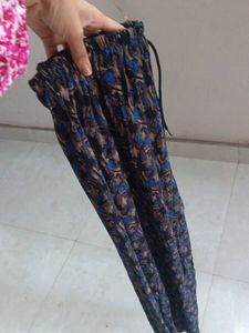 Patterned Casual Pants