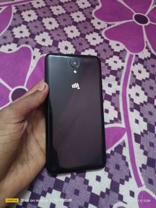 Micromax Q440