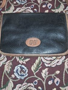 Nina Ricci Paris 100 %leather Bag