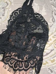 NA-KD Sexy Black Lace Strap Bra/ Bralette