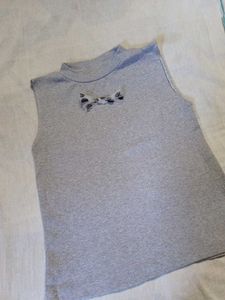 Gray Sleeveless Top with Bow