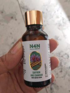 N4N Saffron And Chandan Night Repair Serum