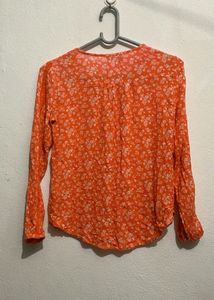 Woman’s Shirt🧡