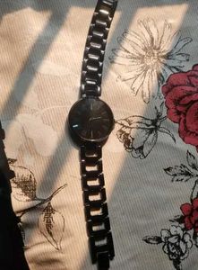 Elegant Black Watch
