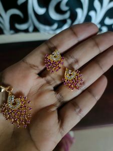 AD Stone Pendant With Earrings
