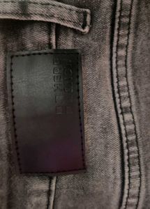 Here &amp; Now Straight Fit Jeans
