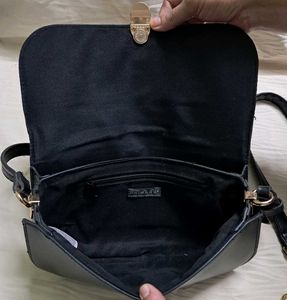 Chic Black Shoulder Bag