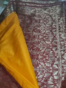I Am Selling Never Wear Banarsi Saree With Blouse