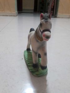 Horse Murti