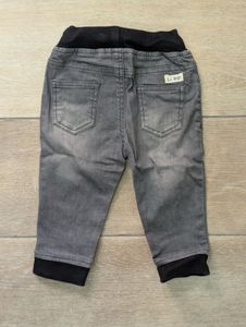 Sleeveless T-Shirt &amp; Jeans Set