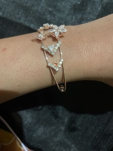 Earrings &amp; Necklace &amp; bracelet