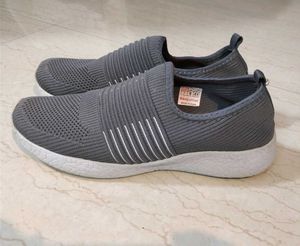 Grey Laceless Walking Shoes UK7