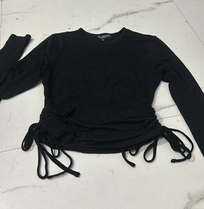 Full sleeve top