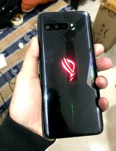 ASUS ROG 3 (Republic Of Gamers) 12 GB RAM