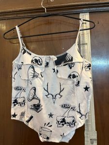 NEW ME Sleeveless Printed tank Top