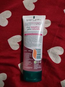Sealed Face Wash Combo On Sale!