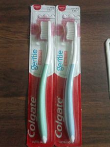 Colgate Gentle Sensitive Toothbrushes (2-pack)