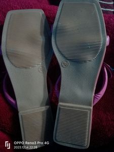 I Am Selling For Women Sandel Cutee