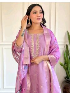 New/Unused Embroiderd Kurta Set