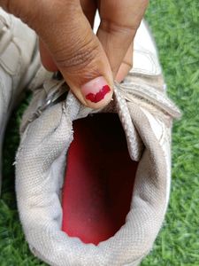 6 Year Old White Bata School Shoes