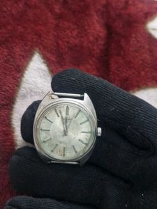 need service Vintage Wrist Watch