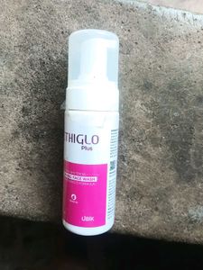 Ethiglo Plus Foaming Face Wash