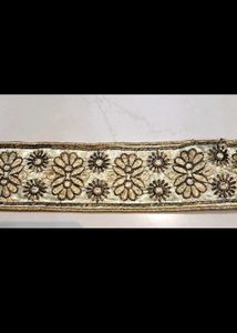 Lace Bundle Golden