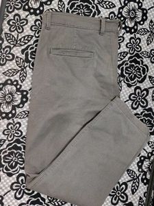Studio 24 Chinos - Size 34